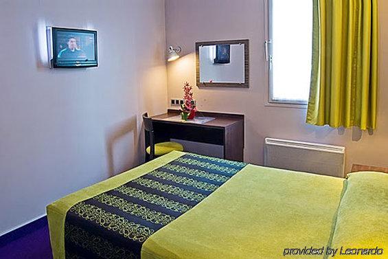 Tourhotel Blois La Chaussée-Saint-Victor الغرفة الصورة